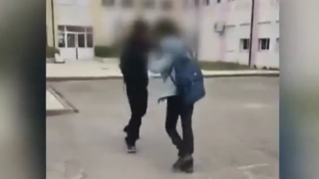 Agressão a aluno com autismo indigna FECAPAF