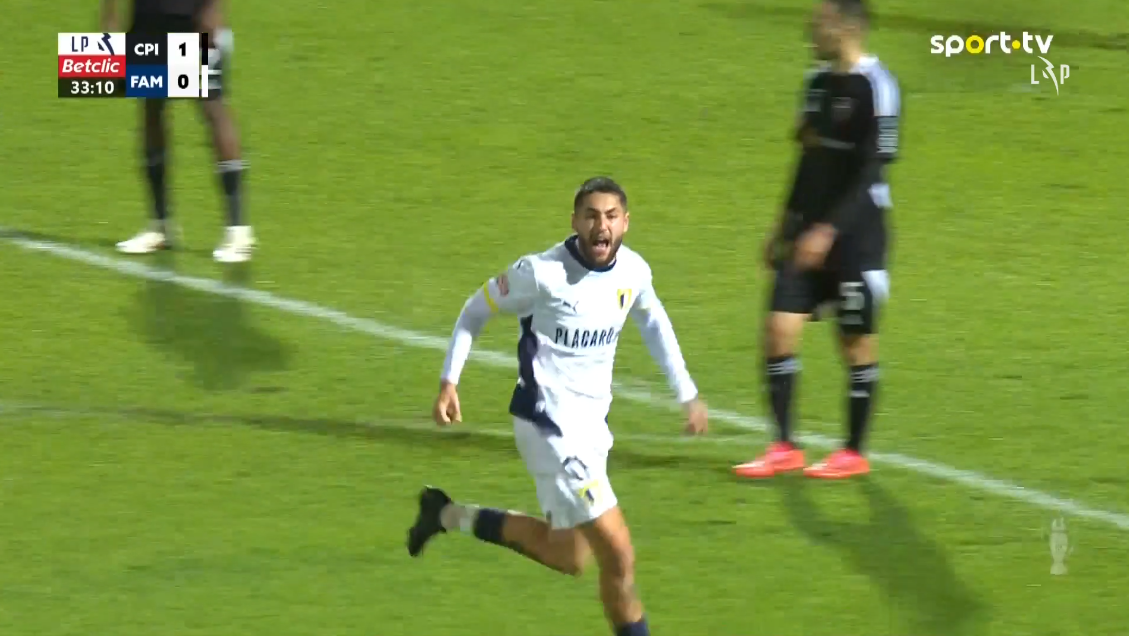 F.C. Famalicão conquista ponto ao empatar com o Casa Pia (1-1)