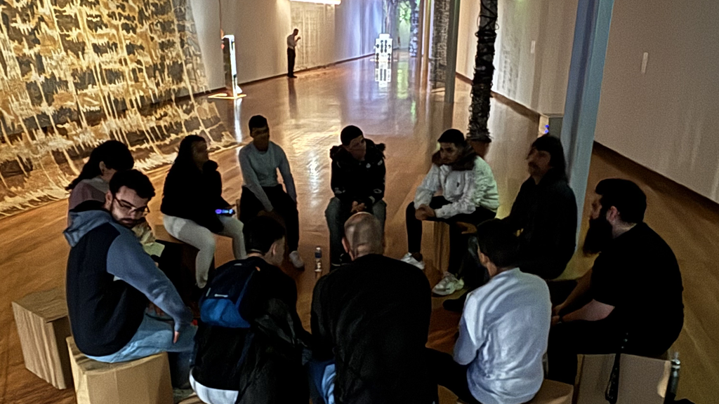 Famalicão: “Sons do Bairro” em exposição de Vivian Caccuri