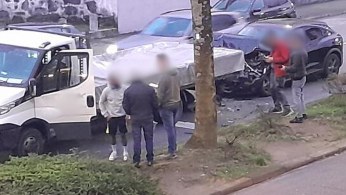 Famalicão: Choque em cadeia condiciona trânsito na Av. Marechal Humberto Delgado