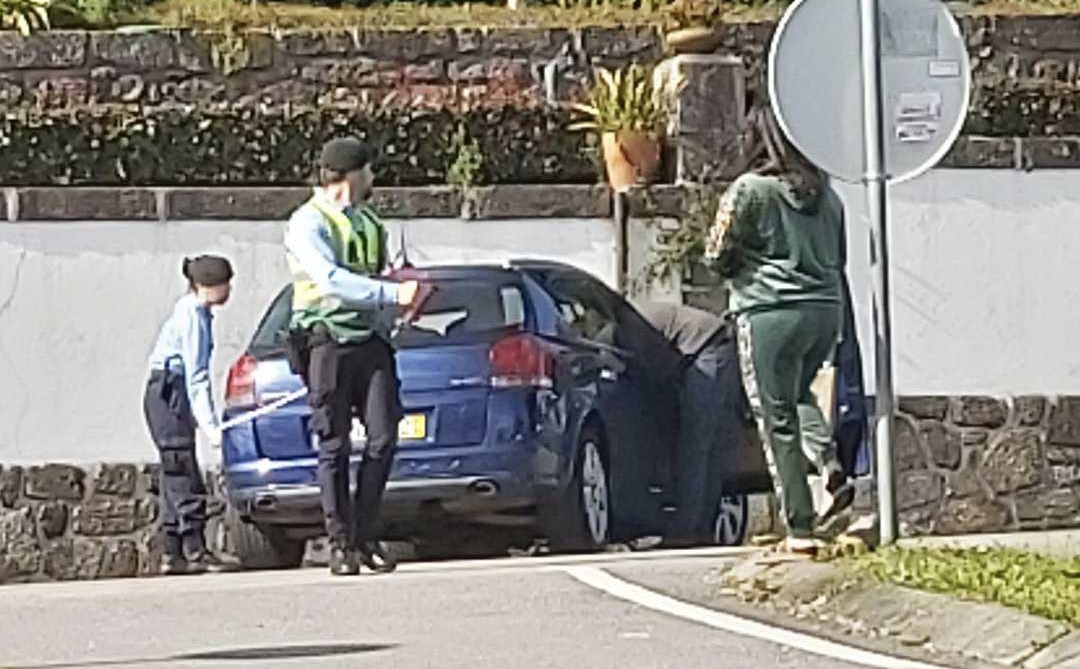 Famalicão: Colisão entre veículos obriga a corte parcial da N206 (Requião)