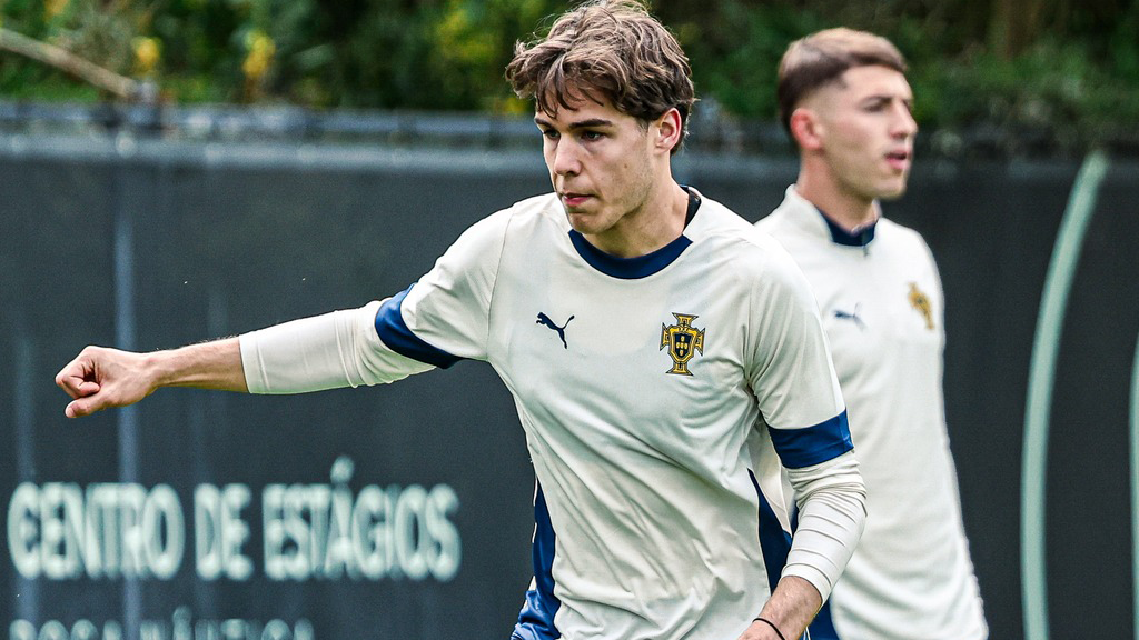 Famalicão: Gustavo Sá joga em casa ao serviço da Seleção e pede o Municipal cheio