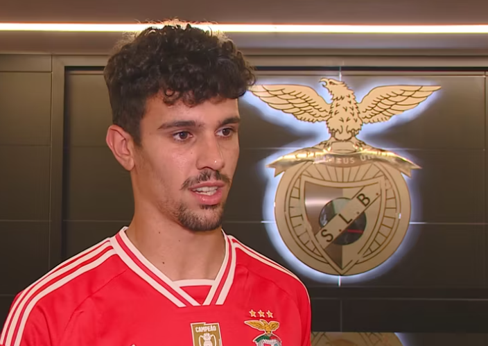 Famalicão: Tomás Araújo indicado para os prémios Cosme Damião