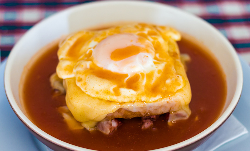 Este sábado há noite da francesinha nos Bombeiros Famalicenses