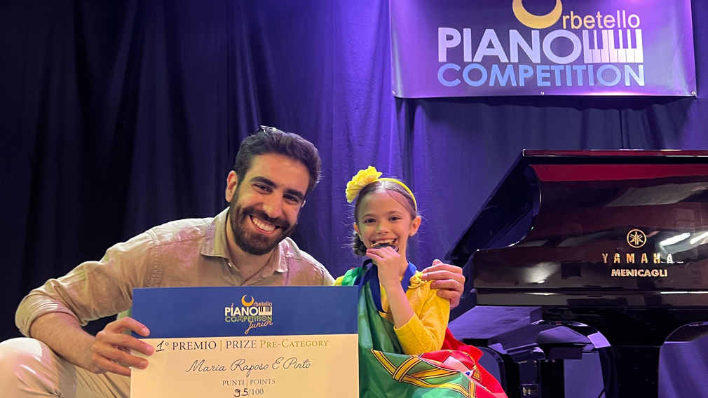 Famalicão: Maria, de 8 anos, vence concurso de piano em Itália