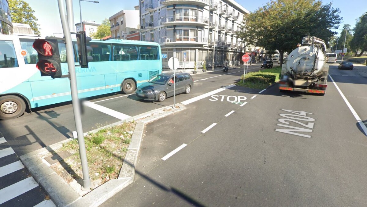 Câmara encerra cruzamento na Av. Marechal Humberto Delgado