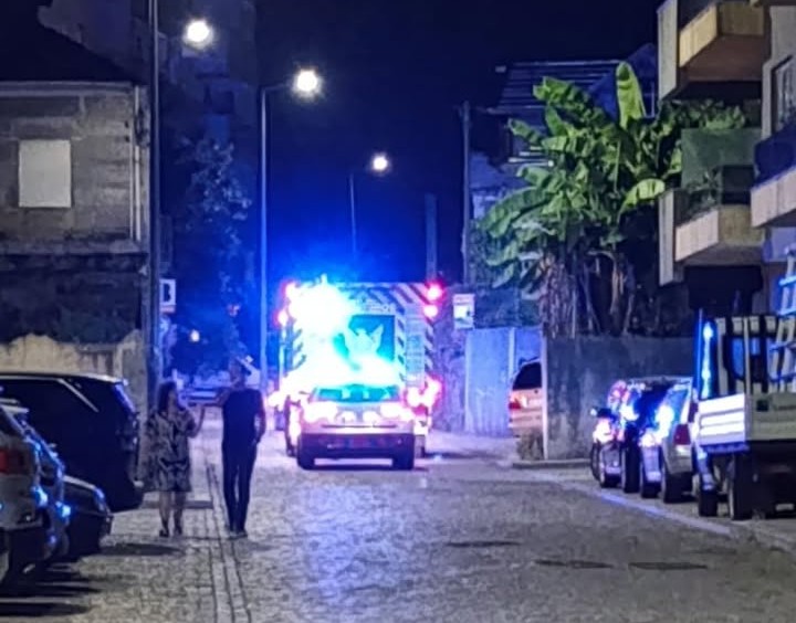 Famalicão: Fogo em pavilhão abandonado onde se estava a queimar cobre