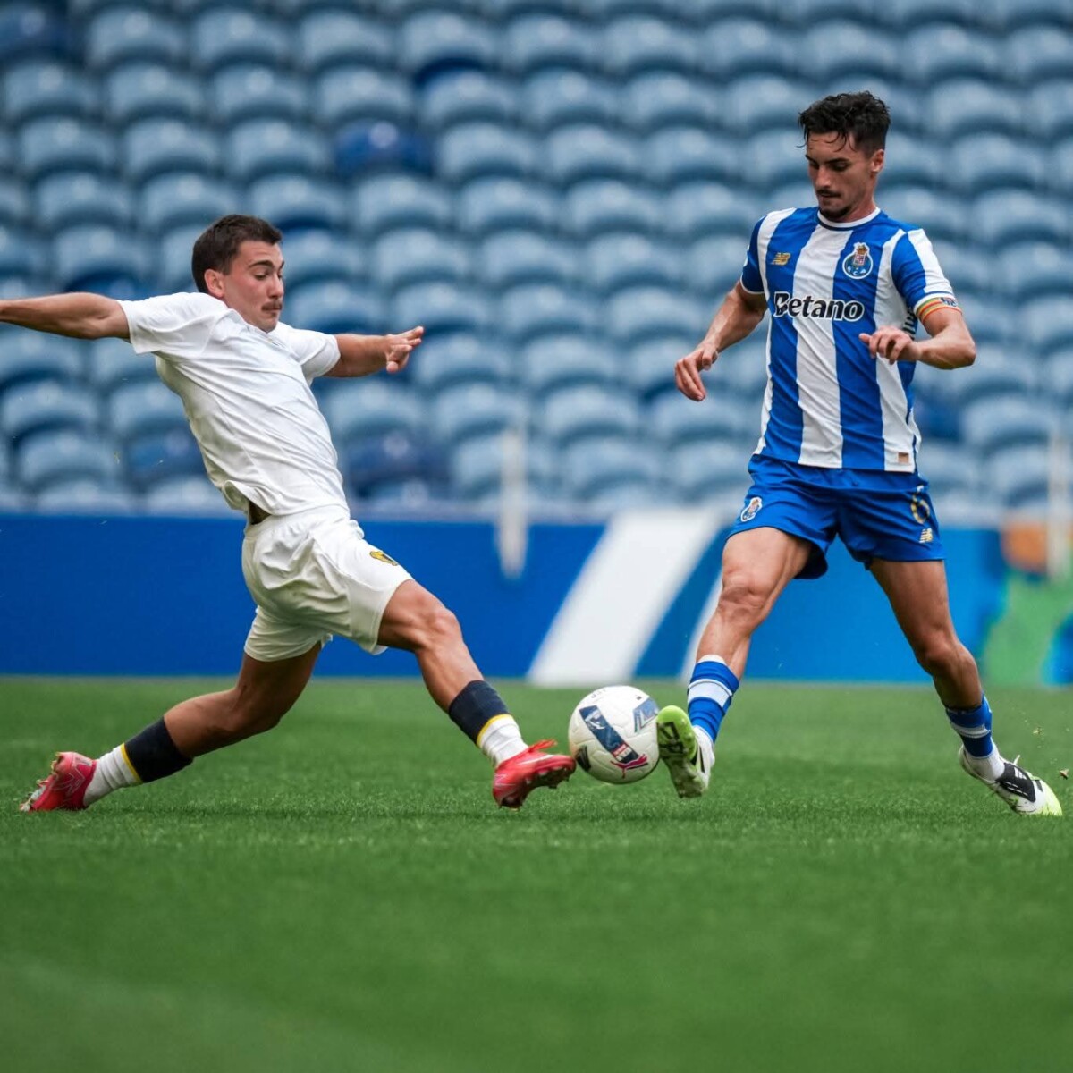 Famalicão derrotado pelo Porto em jogo-treino