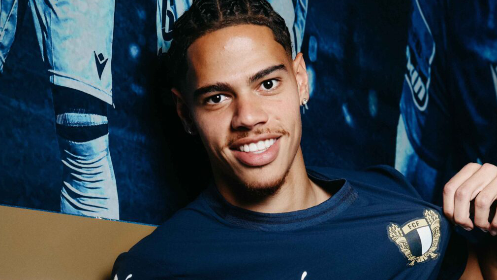 Famalicão: Extremo Roméo Beney assina até 2030