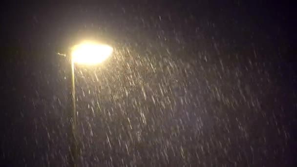 Já chove em Famalicão: Tempo instável durante este domingo