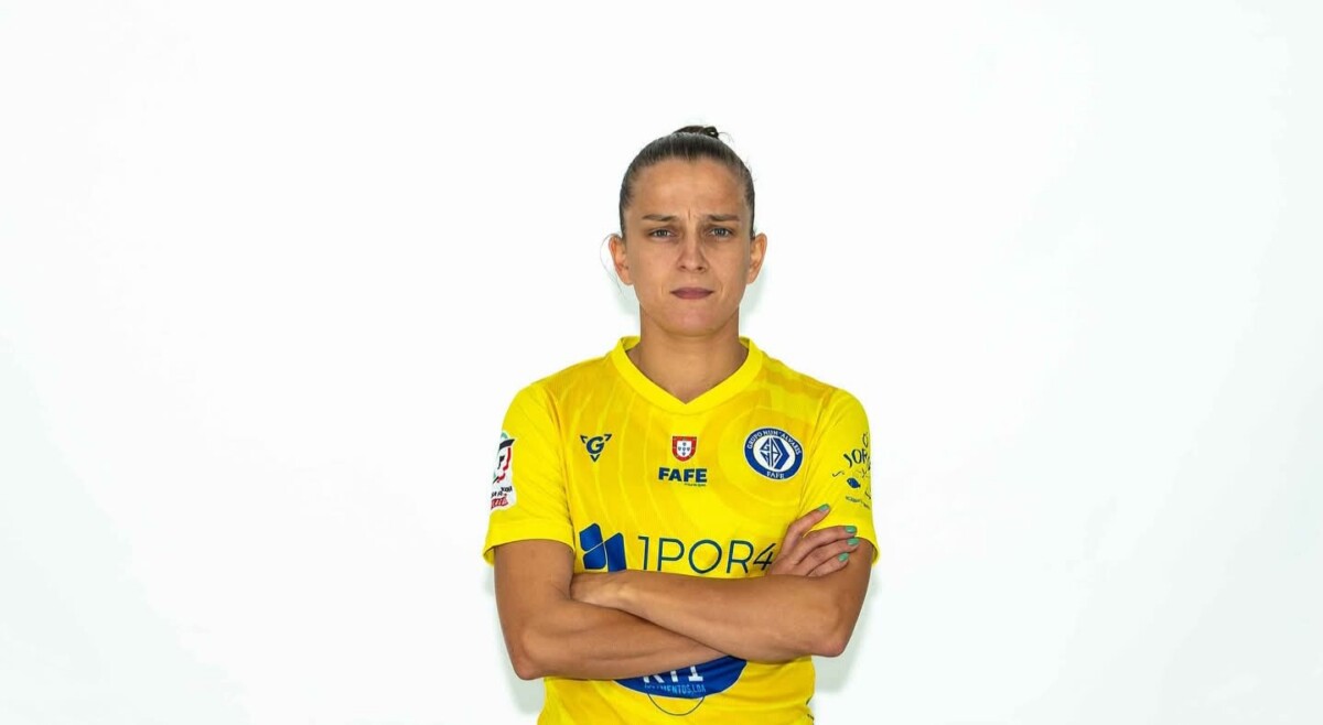 Famalicão: Ana Azevedo "dá" Supertaça ao Nun' Álvares