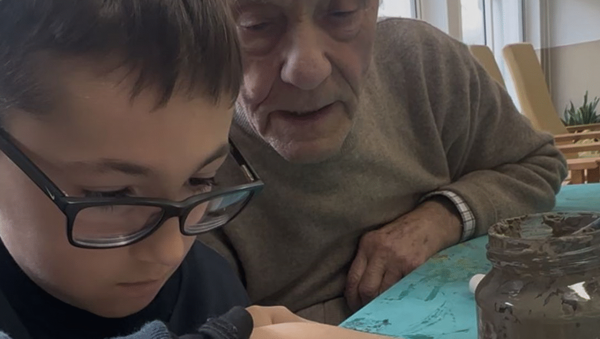 Famalicão: Exposição "Laços de Barros" junta seniores e crianças