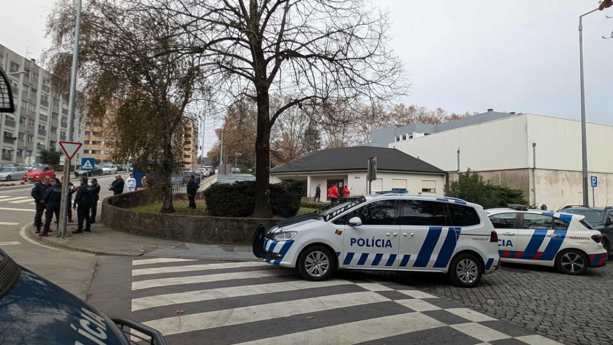 Famalicão: Detenção gera aparato à porta da PSP
