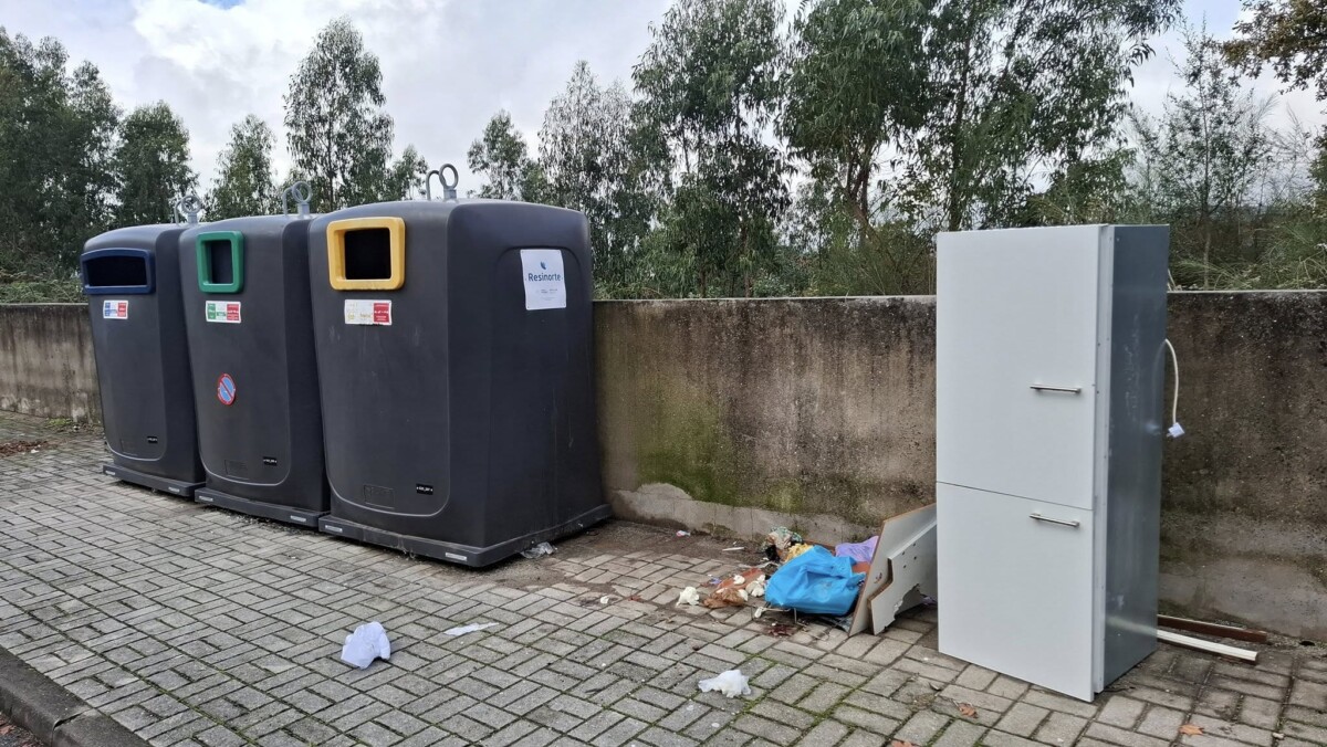 Junta de Novais reforça apelo ao civismo: Ecopontos não são depósitos de frigoríficos e outros monos