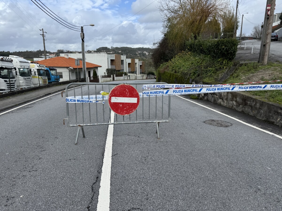 Famalicão: Proteção Civil avalia condições para reabrir rua em Mouquim
