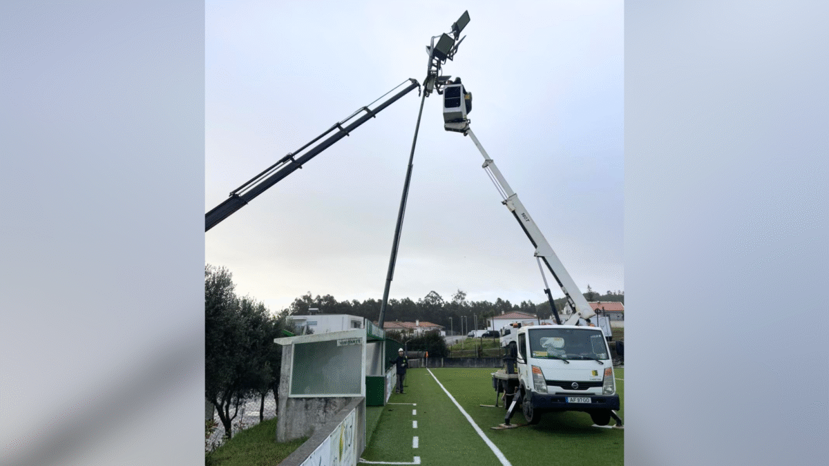 Grupo Desportivo de Cavalões remove torre de iluminação para garantir a segurança de todos